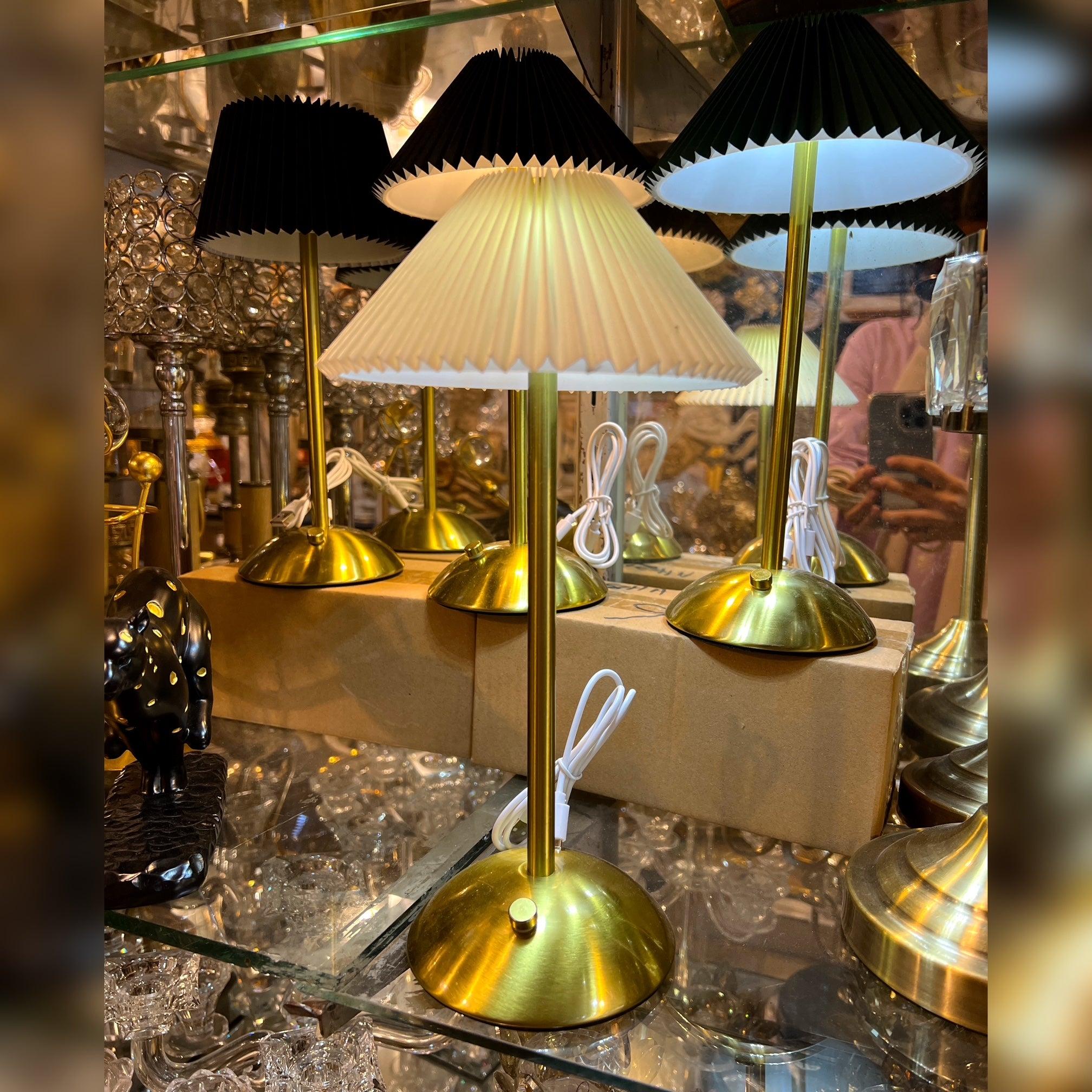 Touch Sensor Table Lamp with 3 Light Modes